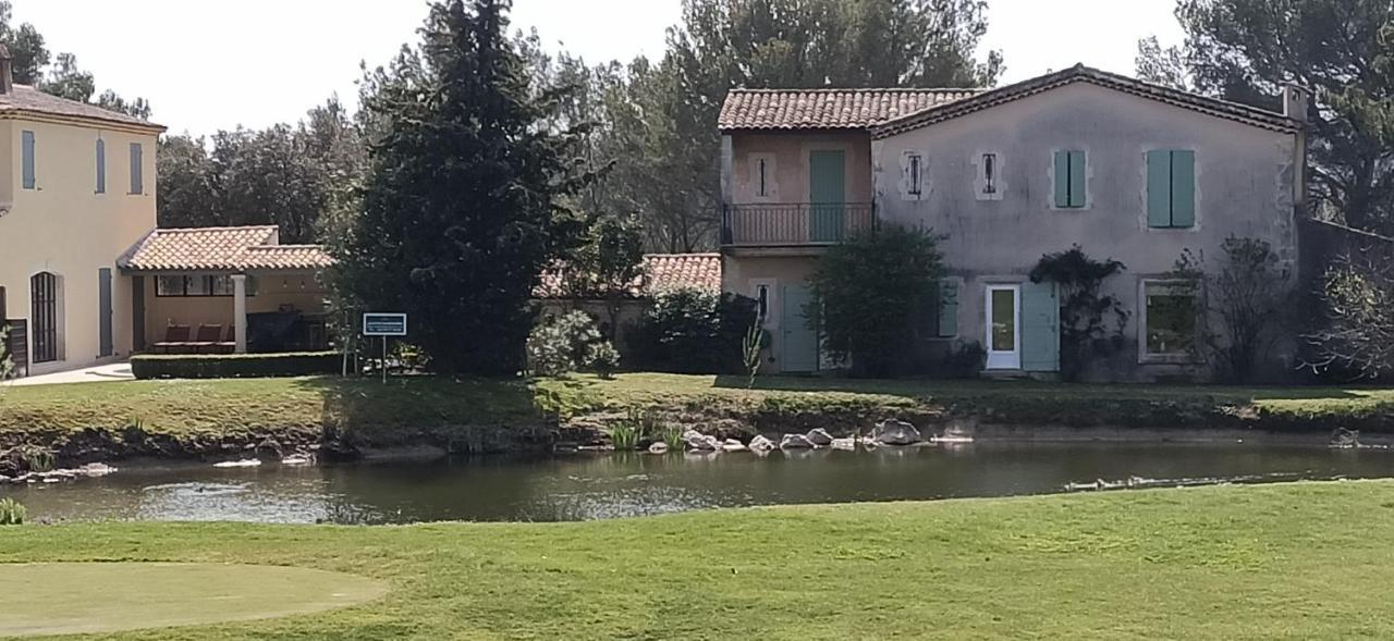 Charmant T2 Climatise Avec Belle Vue , Golf De Pont-Royal Mallemort Buitenkant foto