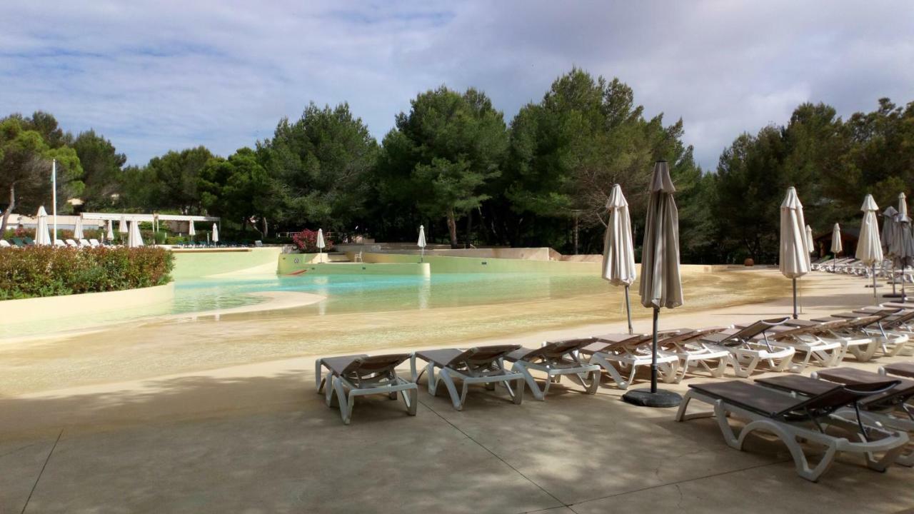 Charmant T2 Climatise Avec Belle Vue , Golf De Pont-Royal Mallemort Buitenkant foto